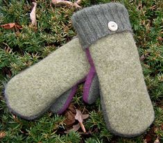 pattern to make felted wool mittens from sweaters Sewing Mittens, Knitted Washcloths, Felted Wool Crafts