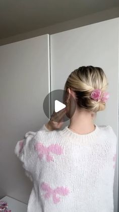 Your favorite accessorie ♡ scrunchies, hairstyles & more on Instagram: "One of my favorite hair hacks using clawclip „rose“

#hairhacks #hairhack #shorthair #shorthairstyle #bun #clawcliphack #bunhack #hairhack #updo #hairdo #hairstyles #hairinspiration #hairideas #frisuren" Hair Jokes, Claw Clip, Scrunchies, Hair Inspiration, Short Hair Styles, Wigs, Hair Styles