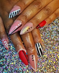 Short Stiletto Nail Designs, Red Black And White Nails Design, Love Nails Design, Red Black And White Nails, White Nails Design, Stiletto Nail Designs, Nail Options, Black And White Nail Designs, Black And White Nails