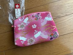 "Pink rabbit chirimen fabric cosmetic bag. Vintage New. W: 16 cm (6.3\") H: 11 cm (4.4\") D: 4.5 cm (1.8\")" Pink Cosmetics, Pink Rabbit, My Neighbor Totoro, Bag Vintage, Japanese Fabric, Toiletry Storage, Drawstring Bag, Cosmetic Bag, Hello Kitty