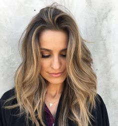 Hazlenut Hair Hazelnut Hair, Light Brown Balayage, Blond Balayage, Curls Hair, Spring Hair Color, Brown Hair Balayage, Hair Medium, Long Blonde, Summer Hair Color