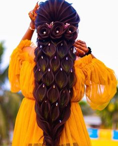 Peacock Hairstyle, Party Hair Ideas, Hair Styles New, Special Hairstyles, Summer Hair Styles, South Indian Wedding Hairstyles