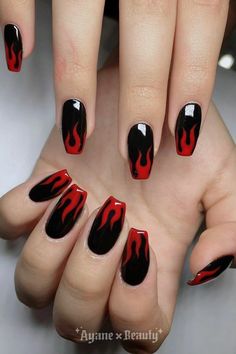 Seductive Gothic Nail Designs Ideas 2023 Nail Art Designs For Beginners, Nail 2023, Easy Nail Art Designs, Punk Nails, Gothic Nails, Edgy Nails, Goth Nails, Grunge Nails, Black Nail Designs