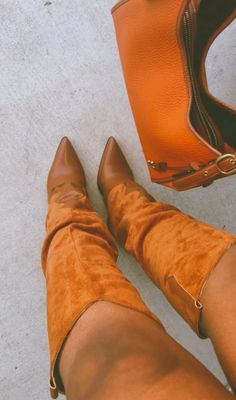 Western chic accessories Texas Chic, Western Chic, Autumn 2024, Chic Accessories, Cutie Patootie, Shoe Game, Fashion Beauty, Texas, Fashion Inspo