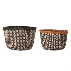 Black & Russet Woven Abaca Baskets (5610036396189) Nordic Style Home, Mirror Inspiration, Hallway Wall Decor, Rattan Basket, Basket Sets, Basket Decoration, Laundry Basket, Small Trash Can, Wicker Baskets