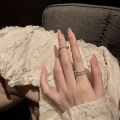 ♡pinterest~kaeylaa♡ Long Natural Nails, Hand Reference, Soft Nails, Kawaii Nails, Pretty Hands, Dream Nails, Girly Jewelry, Swag Nails, Natural Nails