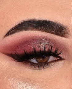 Maroon Dress Makeup, Burgundy Eyeshadow Looks, Cranberry Makeup, Maroon Makeup, Burgundy Makeup Look, Maroon Eye Makeup, Burgundy Eye Makeup, Maroon Eyeshadow, Prom Makeup For Brown Eyes