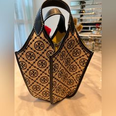 Nwt Black/ Raffia Lampshade T Monogram Bag Designer Black Bags For Vacation, Designer Black Woven Bag, Designer Black Bags For Summer, Raffia Lampshade, Tory Burch Ella Tote, Tory Burch Clutch, T Monogram, Tory Burch Purse, Brown Leather Satchel