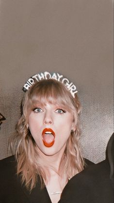 Taylor Swift Twitter, Taylor Swift Birthday Party Ideas, Taylor Swift Photoshoot, 22 Taylor, Taylor Swift 22, Taylor Swift Party, Taylor Swift Birthday, Taylor Swift Cute