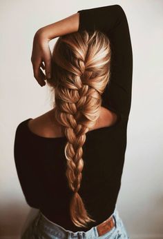 French Braid Hairstyles, Vlasové Trendy, Fishtail Braid, Foto Tips, Penteado Cabelo Curto, Long Blonde, Long Blonde Hair, Braids For Long Hair, العناية بالشعر