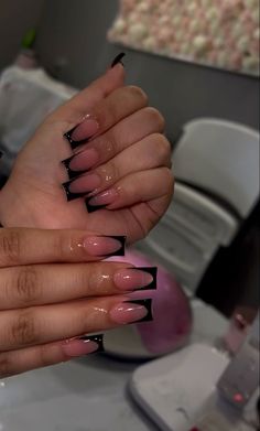 Acrylic Black Nails, Black Nail Tips, Black French Tip Nails, Short French Tip Nails, Twitter Threads, Black French Tips, Tapered Square Nails, Pinterest Quotes, Black Acrylic Nails