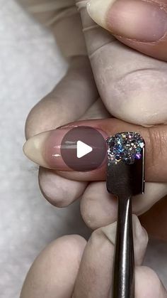 Jéssica Lopes | Manicure e Instrutora on Instagram: "Mistura perfeita. 🤩 ✨

Aqui está o marmorizado com glitter flocado efeito encapsulado, duvido sua cliente não se apaixonar! 

Uma das decorações que você vai aprender na AULA SECRETA por apenas R$ 47,00 ou 11x de R$ 5,08. 

SEJA RÁPIDA, não será por muito tempo, se inscreva no LINK DA BIO ou STORE. 

Você vai ganhar: 
✅ 5 Técnicas do Marmorizado efeito encapsulado. 
✅ Apostila para baixar em PDF e imprimir. 
✅ Certificado.
✅ 1 ano de acesso. 
➕ Bônus do Marmorizado lilás. 
🎁 Um sorteio da minha coleção de esmaltes Céu de Águias. 

Não perca tempo, essa é a oportunidade de trazer algo novo no seu espaço. 👏🏻🦅

Gostou desse marmorizado?" Manicure, Nail Art, Glitter, Nails, On Instagram, Nail Arts