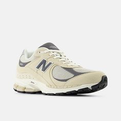 New Balance 2002, Sneaker New Balance, Zapatillas New Balance, Heel Accessories, Sneaker Sale, New Balance Sneakers, Accessories Bags Purses, Mens Sportswear, Sneaker Collection