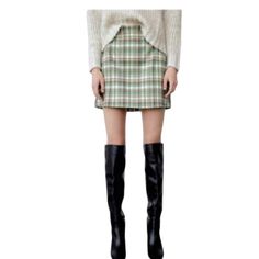 Cute Plaid Mini Skirt, Lightweight. Listing Is For Skirt Only Casual Pencil Mini Skirt For Winter, Casual Pencil Mini Skirt For Fall, Casual Fall Mini Pencil Skirt, Casual Winter Pencil Mini Skirt, Winter Casual Pencil Mini Skirt, Casual Green Mini Skirt For Fall, Casual Winter Mini Skirt With Lining, Casual Winter Lined Mini Skirt, Casual Green Fall Skirt