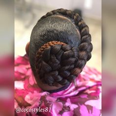 Braided Bun With Curls, Updo Braids For Black Hair High Bun, Halo Braid With Weave, Halo Braid Natural Hair, Black Hair Bun Styles, Goddess Braid Bun, Updo Buns, Girl Updo, Crochet Twists