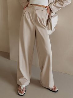 Chic Pleated Ankle-length Wide Leg Pants, Chic Pleated Wide Leg Pants, Chic Wide Leg Trousers, Chic Wide Leg Ankle-length Pants, Chic Solid Wide Leg Dress Pants, Chic Solid Color Wide Leg Dress Pants, Chic Wide Leg Dress Pants For Business Casual, Chic Solid Color Wide-leg Dress Pants, Business Casual Wide Leg Pants With Pressed Crease