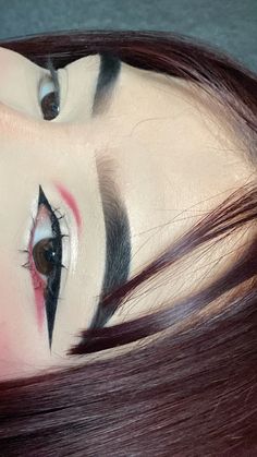 Concert Makeup, Learn Makeup, Face Art Makeup, Eye Makeup Designs, Creative Eye Makeup, Makeup Looks Tutorial, No Eyeliner Makeup, Makeup Designs, Gorgeous Makeup