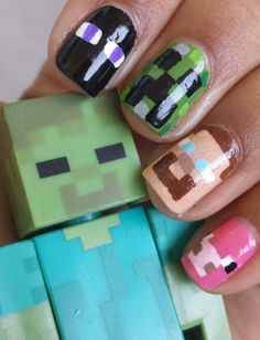 This inspires me because I find nail art quite talented and needing to have lots of patience, something I lack. I also find this pick inspiring because it is minecraft based, a game I spend a lot of my free time playing. Minecraft Nail Art, Cat Nail Art Designs, Rad Nails, Minecraft Plush, Love Minecraft, Nail Therapy, Internet World, Solar Nails