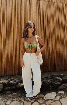 Outfits For Hawaii Vacation, Hawaii Outfit, Vacay Fits, Cancun Outfits, Outfit Verano, Greece Outfit, Cute Vacation Outfits, Beach Party Outfits