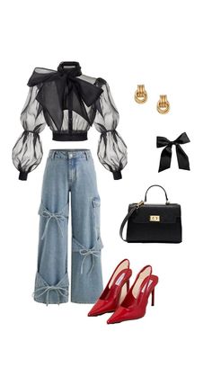 An outfit that dares, that reveals your femininity #outfitideas