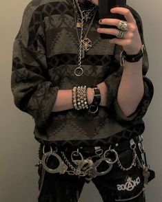 ☆ apostelesma ☆ Masc Goth Outfits, Masc Goth, Ace Aesthetic, Gothic Fits, Outfits Punk, Trans Masc, Emo Fits, Masc Outfits