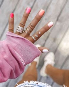 Cute Different Colored Nails, Pink Ombre Nails, Vacation Nails, Winter Nail Designs, Winter Nail