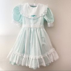 Vintage Mini World Dress. Absolutely Stunning! Mint Green/ Pale Teal Color With White Apron. Beautiful Lace Details And Gorgeous Ruffle Tiered Back. Made In The Usa. Style: 68267 Girls Size 6x Mini World, Casual Dresses For Teens, White Apron, Apron Dress, Dress Girls, Teal Color, Dresses For Teens, Teal Colors, Kids' Dresses