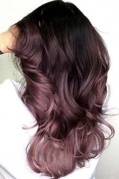 Trendy We Fryzurach, Hair Color Options, Lilac Hair, How To Lighten Hair, Ombré Hair, Pretty Hair Color, Hair Shades, Ombre Hair Color, Rose Hair