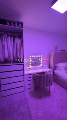 girls room Bedroom Closet Ideas For Small Rooms, Girls Bed, Girly Room Decor, Lighting Bedroom, Dream Apartment Decor