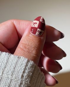 Fair Isle Nails, Christmas Nails Flannel, Christmas Nails Checkered, End Of Fall Nails, Flannel Nail Art, End Of Winter Nails