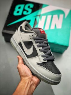 Product Information:Please carefully choosing the size number according the size chart.The product need 1-2 business days to check the quality before shipping. Nike Sb Shoes, Sb Dunks, Tenis Vans, Nike Kicks, All Nike Shoes, Nike Sb Dunk Low, Sb Dunk Low, Nike Sb Dunks Low, Nike Sb Dunk