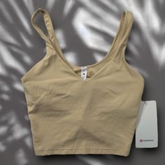 Nwt Lululemon Size 6 Align Tank Top Cropped No Flaws. Casual Fitted Lululemon Sports Bra, Lululemon Functional Summer Top, Functional Lululemon Tops For Summer, Lululemon Seamless Yoga Tops, Align Tank Top, Rugby Fashion, Align Tank, Lululemon Align Tank, Future Wardrobe