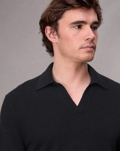 This Johnny collar sweater has fully-fashioned sleeves and ribbed trim. It's crafted from exceptionally soft cashmere and has a comfortable fit for easy layering. Black XXL Black V-neck Cashmere Top, Winter Cashmere Collared Top, Black Cashmere V-neck Top, Collared Merino Wool Top For Fall, Fall Collared Merino Wool Top, Relaxed Fit Wool Collared Top, Collared Wool Tops With Relaxed Fit, Wool Collared Tops With Relaxed Fit, Casual Cashmere Sweater With Seamless Collar