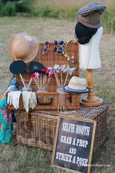 Wedding Games Perfect Days, Vintage Caravan, Wedding Photo Booth, Photo Booths