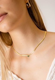 Elegant Snake Chain with Green Stone Detail 14k Gold Vermeil Green Crystal 14-16" Adjustable Chain Green Link Chain Jewelry, Elegant May Birthstone Jewelry With Chain, Elegant May Birthstone Chain Jewelry, Elegant Green Jewelry With Box Chain, Green Link Chain Necklace For Gifts, Green Link Chain Necklace As Gift, Green Link Chain Necklace Gift, Fine Jewelry Tarnish Resistant Link Necklace, Fine Jewelry Necklace With Box Chain Links