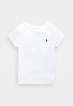 White Ralph Lauren Shirt, Polo Shirt Outfit, Polo Ralph Lauren T Shirt, Raph Lauren, Ralph Lauren T Shirt, Ralph Lauren Tshirt, Polo Shirt Outfits, Polo Tees, Polo Shirt White