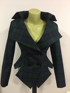 "Awesome extravagant women's fitted jacket. Black Watch Scottish tartan pattern. Very feminine and elegant, look great with a matching skirt even and skinny jeans. The jacket is fully lined inside. The fabric is soft fine poly viscose. Length of the jacket is 23 inches at back. SIZE CHART SIZE S - US 6, UK 8, EU 36 bust: bust around 34.5\"/90cm Waist: waist around 27.5\"/70cm Hips: hips around 34.5\"/90cm SIZE M - US 8, UK 10, EU 38 bust: bust around 37.5\"/95cm Waist: waist around 29.5\"/75cm H Tartan Suit, Tartan Jacket, Grunge Jacket, Kilt Jackets, Plaid Suit Jacket, Satin Bluse, Party Jackets, Plaid Suit, Suit Black