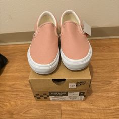 Vans Size 4 New Only Tried On Spring Slip-on Sneakers For School, Casual Slip-on Canvas Shoes For School, Vans Pink, Van Color, Shoes Vans, Vans Shoes, Kids Shoes, Kids Shop, Shoes Sneakers