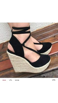 Sandal Diy, High Heel Sandals Platform, Diy Sandals, Trendy Heels, Platform Wedges Shoes, Espadrille Flats, Wedge Heel Boots, Flats Sandals, Fabulous Shoes