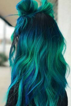 Vibrant Color Hair Ideas, Teal Balayage Hair, Easy Updos For Long Curly Hair Simple, Pretty Colored Hair, Dimensional Blue Hair, Blue And Green Hair Ideas, Swamp Hair, Hair Color Ideas Green, Blue Green Hair Color