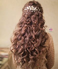 Bride Buns, Hairstyle For Brides, Open Hairstyle, Messy Braid, Open Hair, Hair Dressing, Bridal Hairdo, Bridal Hair Buns, Indian Wedding Hairstyles