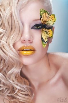 Butterfly Eyes, Butterfly Makeup, Expressive Eyes, Photographie Portrait Inspiration, Yellow Butterfly, Costume Makeup, Eye Art, Butterfly Art