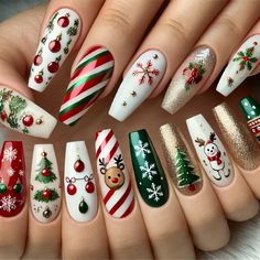 A design so enchanting, it feels like capturing the North Pole’s magic on your fingertips. Can you guess the secret element? #christmasnailsacrylic Reindeer Nail Art, Sparkly Christmas Nails, Nail Noel, Xmas Nail Art, Cute Christmas Nails, Christmas Gel Nails, Daisy Nails, Nails Christmas, Holiday Nail Art