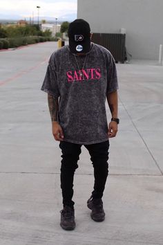 Graphic Tee Outfit Men, Black Outfit Men, Pink Crew Neck, Drip Outfit Men