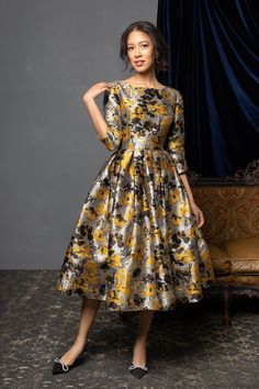 Mother of the Bride or Groom Dress Wedding Guest Dresses Simone Unique Floral Gown by Mrs Pomeranz - Etsy African Bridal Dress, Igbo Wedding, African Party Dresses, Beautiful Cocktail Dresses, Classy Gowns, African Prom Dresses, African Wedding Dress, Dress African, Floral Gown