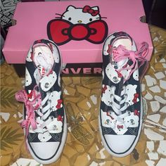 Nib Hello Kitty Black Converse X All Star Chuck Taylor Low Canvas Size 7 Black Cute Low-top Sneakers, Cute Black Low-top Sneakers, Cute Black Lace-up Sneakers, Converse Slip On, Hello Kitty Black, Converse Shoes Womens, Converse Low Tops, Floral Sneakers, Converse White