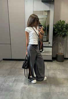 Casual Comfy Outfit, Fashion Street Style, Baggy Style, Paris Mode, Comfy Outfit, 가을 패션, Autumn Outfit, Basic Outfits