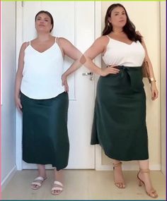 This creator offers fascinating ideas for plus-size fashion. Style Your Clothes, Curvy Casual Outfits, 30 Outfits, Look Plus Size, Black And White Shirt, Fashion Revolution, Moda Plus, Fashion Tips For Women, Curvy Outfits