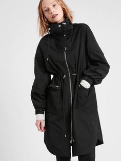 Funnel-Neck Rain Anorak | Banana Republic Anorak Jacket Outfit, Fall Fashion Coats, Jacket Outfit Women, Zip Coat, Long Coat Women, Anorak Jacket, Rain Coat, Funnel Neck, In The Rain