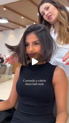 Haïr Cut Short Hair, Shorts Haircuts For Women, Haircut For Short Hair For Women, Dark Brown Bob Haircut, Bob Cute Short For Women, Dark Bob Hairstyles, Bob Haircut 2024, Haircut Short Women, Corte Bob Corto Cara Redonda